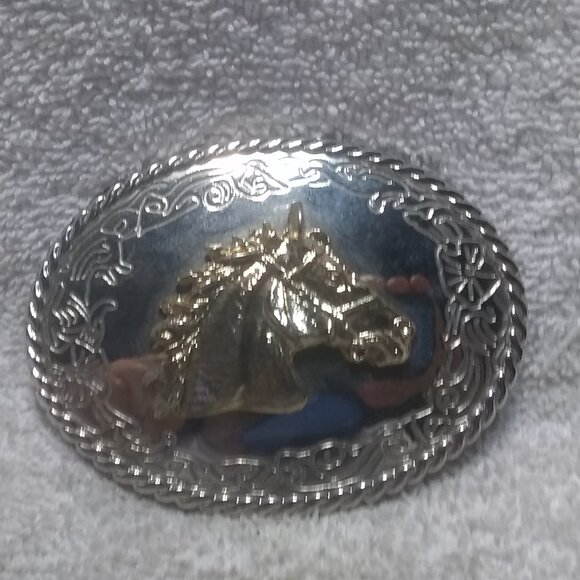 Gold Horseshoe On Silver Engraved Flower Rope Edge Oval Belt Buckle Nice Shape - Picture 1 of 9